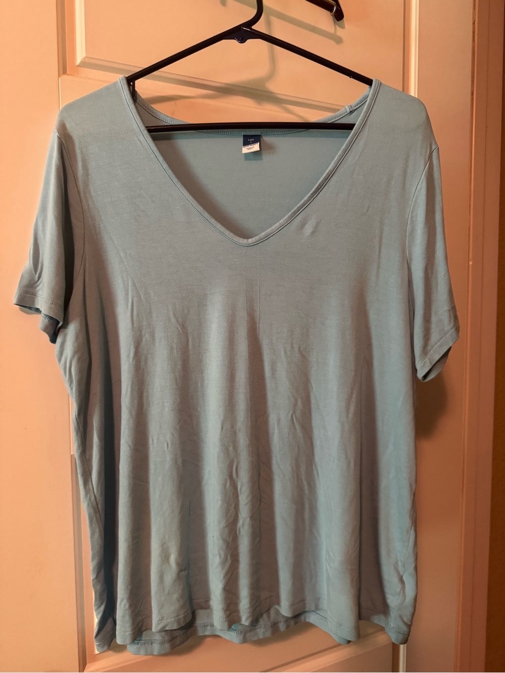 Old Navy Light Blue V-Neck Short Sleeve Tee